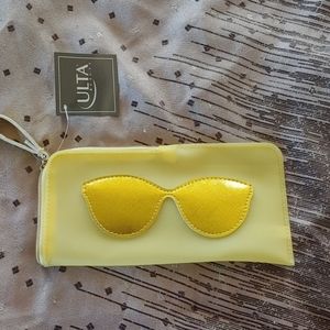 Vinyl Sunglasses carrying pouch